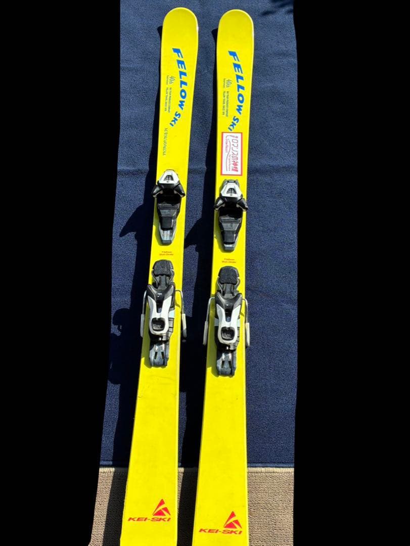 シーズン直前‼️最終価格で送料込み‼️ケイスキー　レアデザイン！オマケ付き‼️