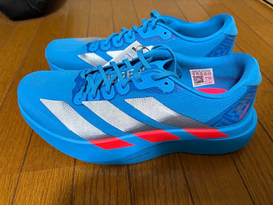 【新品正規品】早い者勝ち！大特価！アディゼロEVO SL WOVEN26.0cm