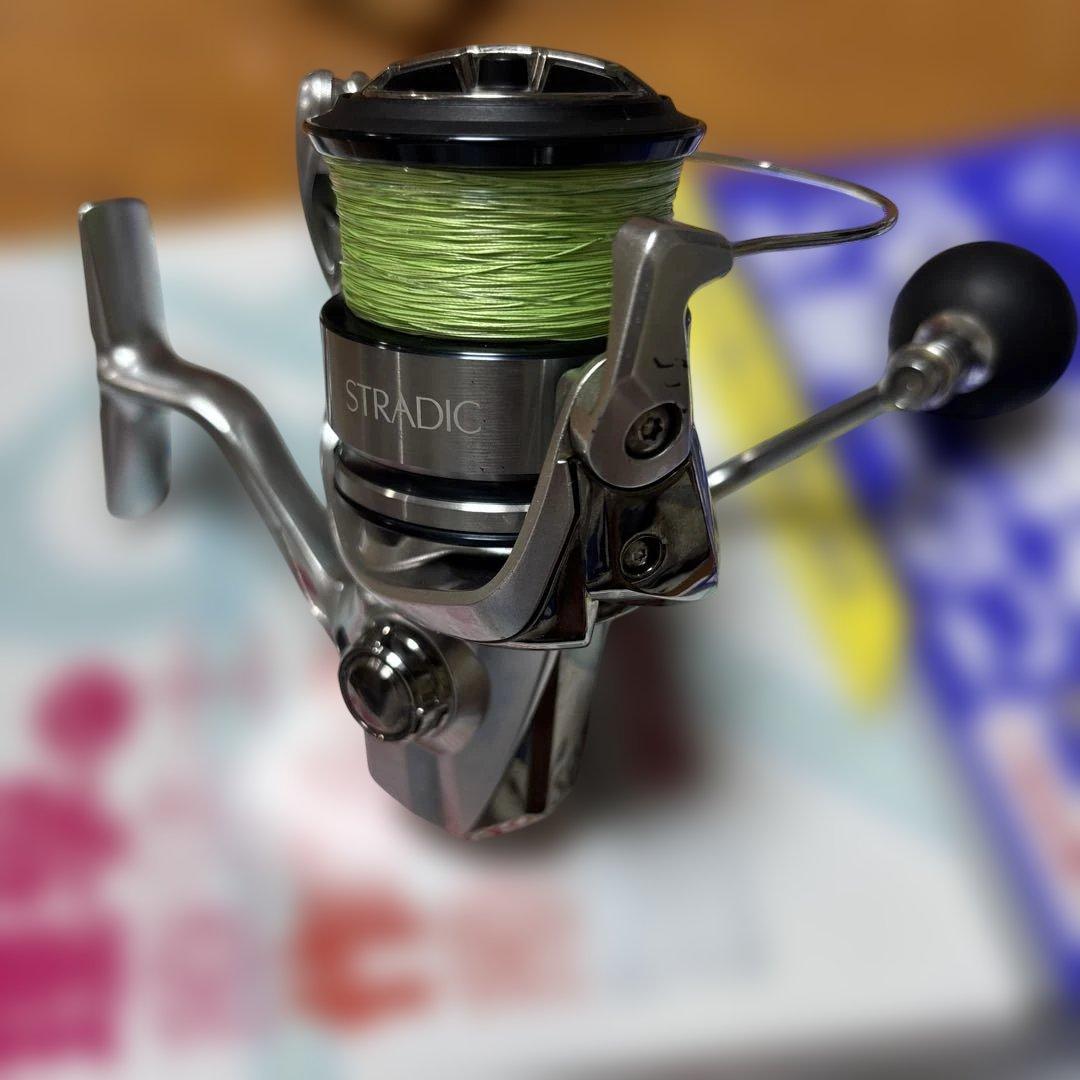 ロ*ー様 19 STRADIC C4000XGストラディック スピニングリール