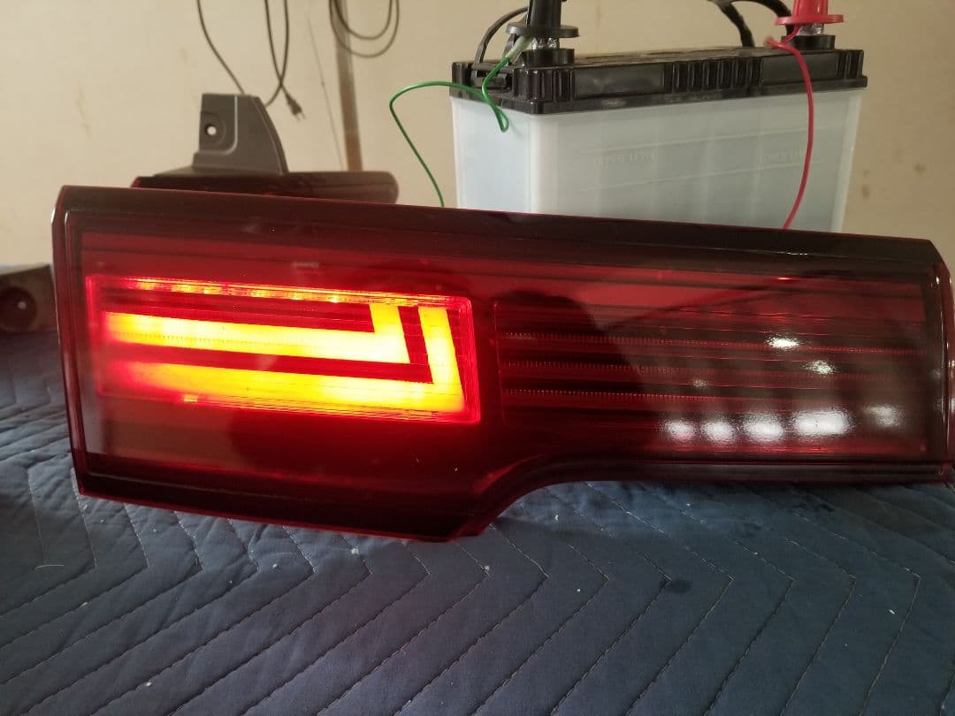 E52 エルグランド ワンオフLEDテールセット