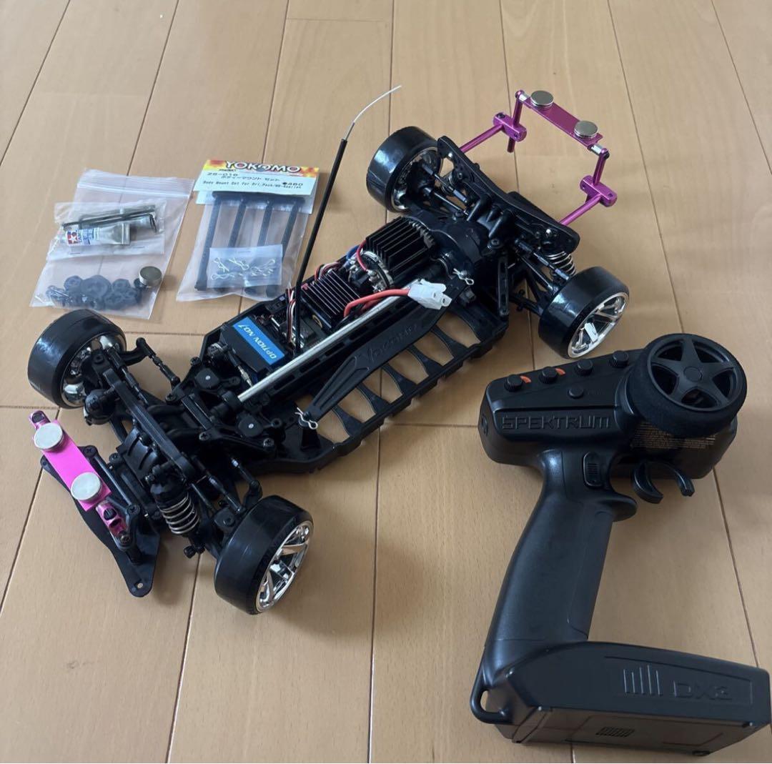 ビ*ゴ様 ヨコモ　ドリフトパッケージ　プロポ、アンプ、受信機、タイヤ新品