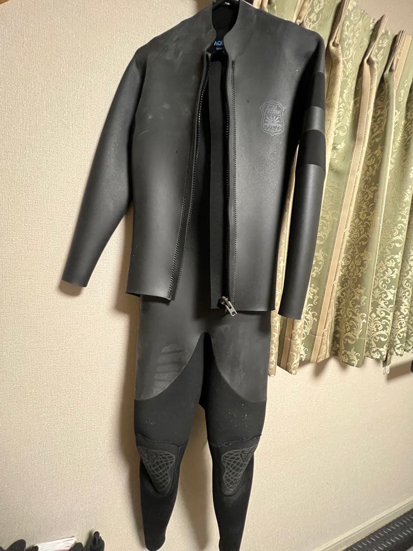 値下げフルスーツ ブラック ネオプレン 膝パッド付き