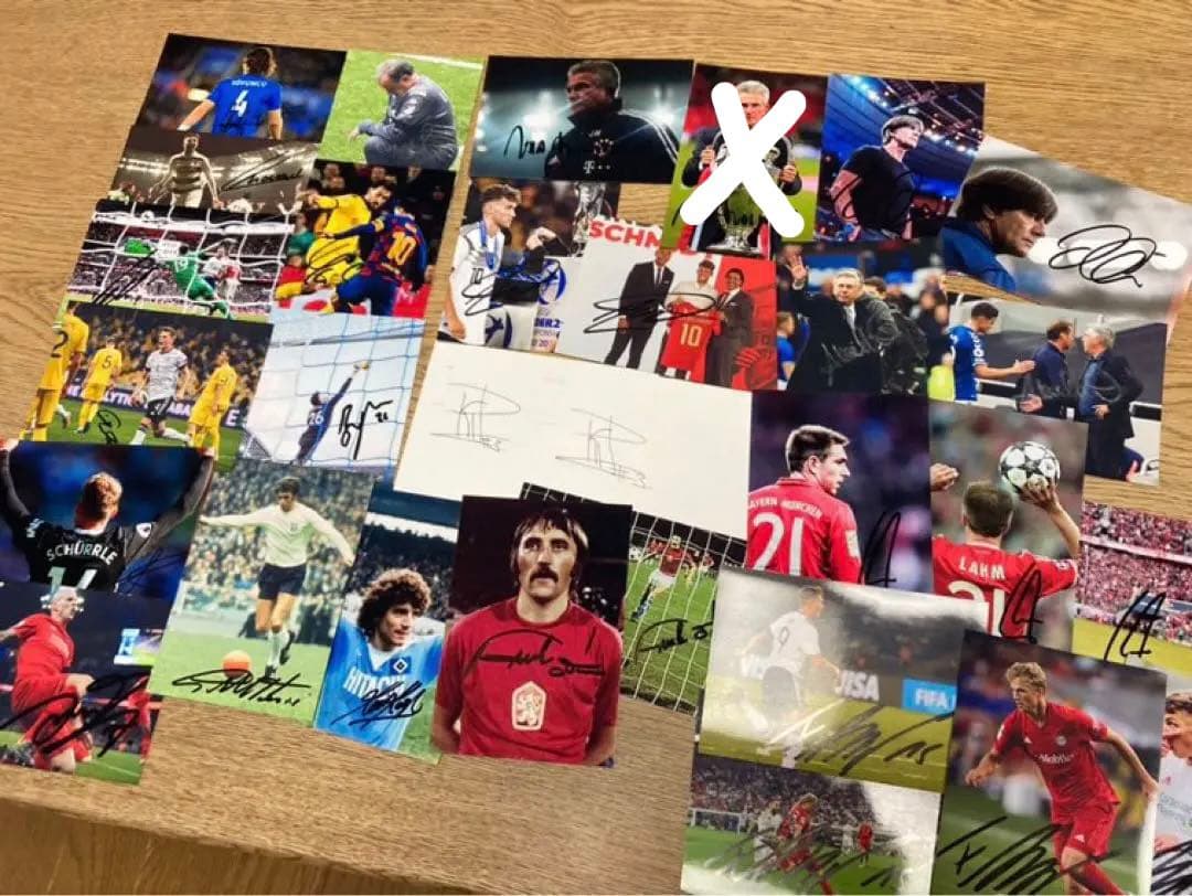 サッカー選手 直筆サイン入り 写真 フォト L判 オートグラフ バラ売り可能
