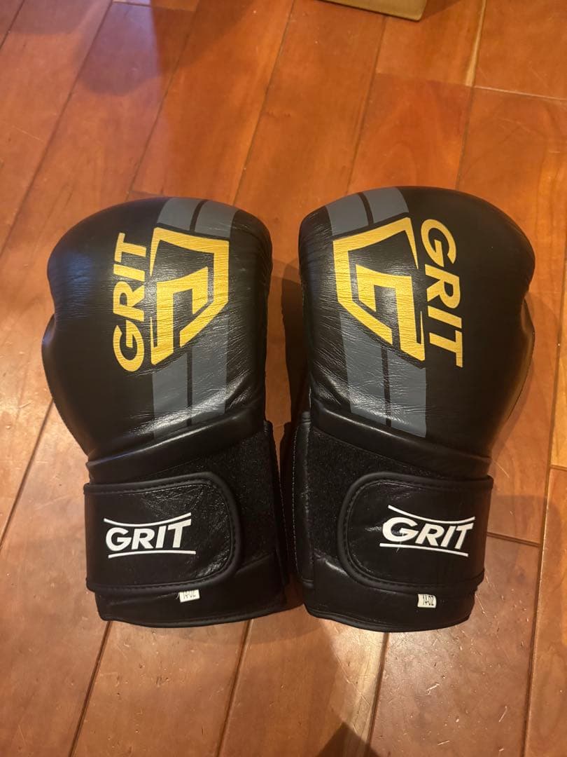 GRIT ボクシンググローブ 黒金　14oz