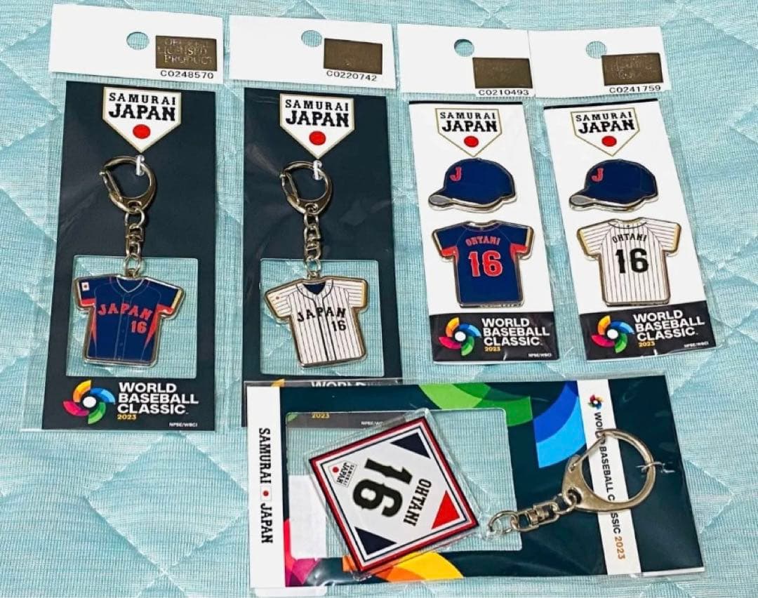 新品　WBC 2023 侍ジャパン　大谷翔平　キーホルダー　ピンバッジ