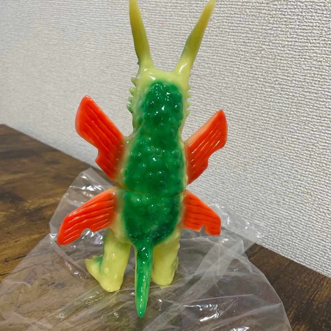 アマプロ　ソフビ　ムチー　墓場の画廊　インディーズ