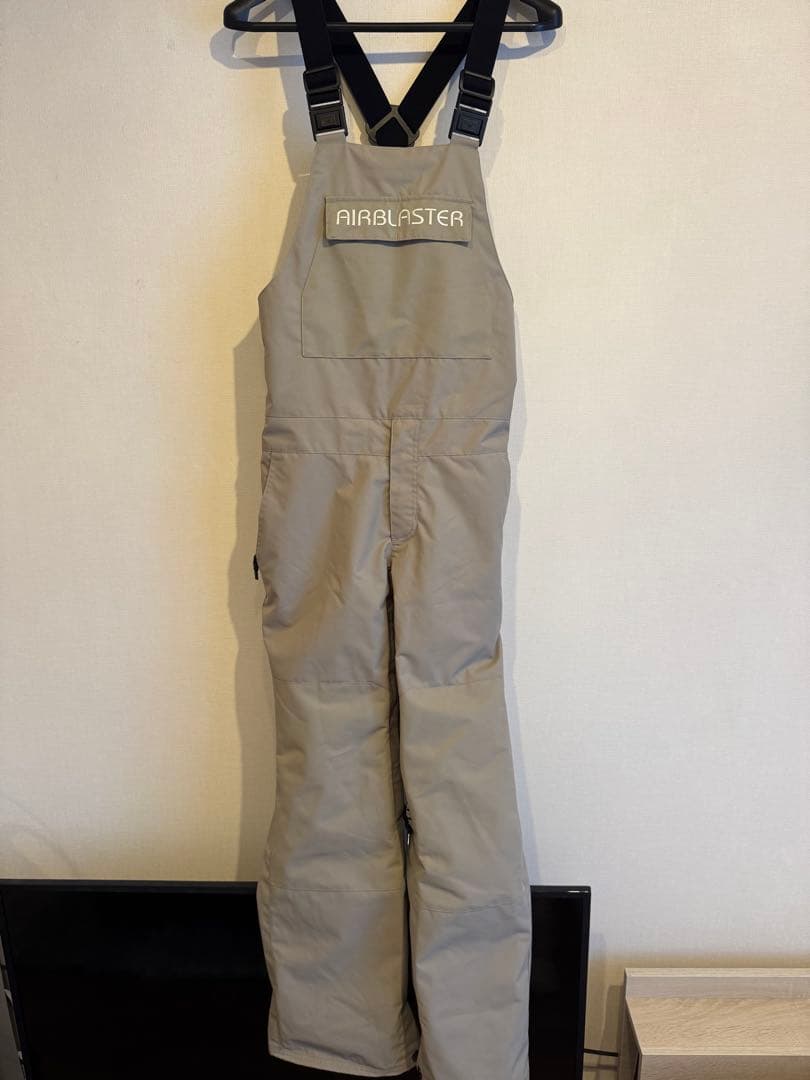 美品　AIRBLASTER スノボウエア　ビブパンツ
