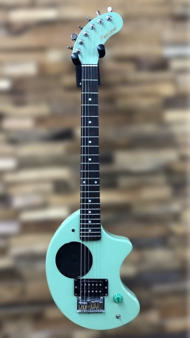 FERNANDES ZO-3　エレキギター