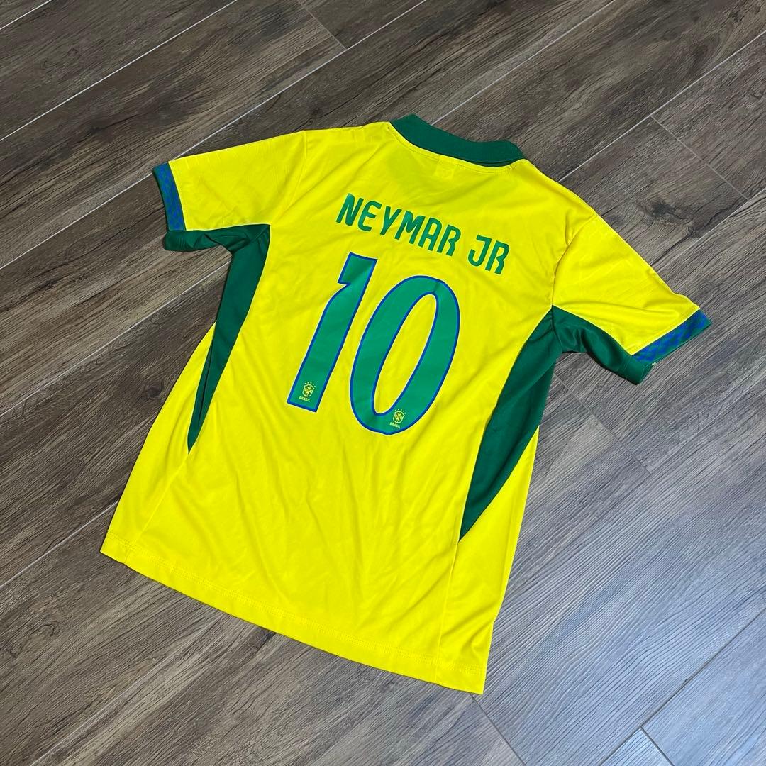 ブラジル代表　ネイマールユニフォーム