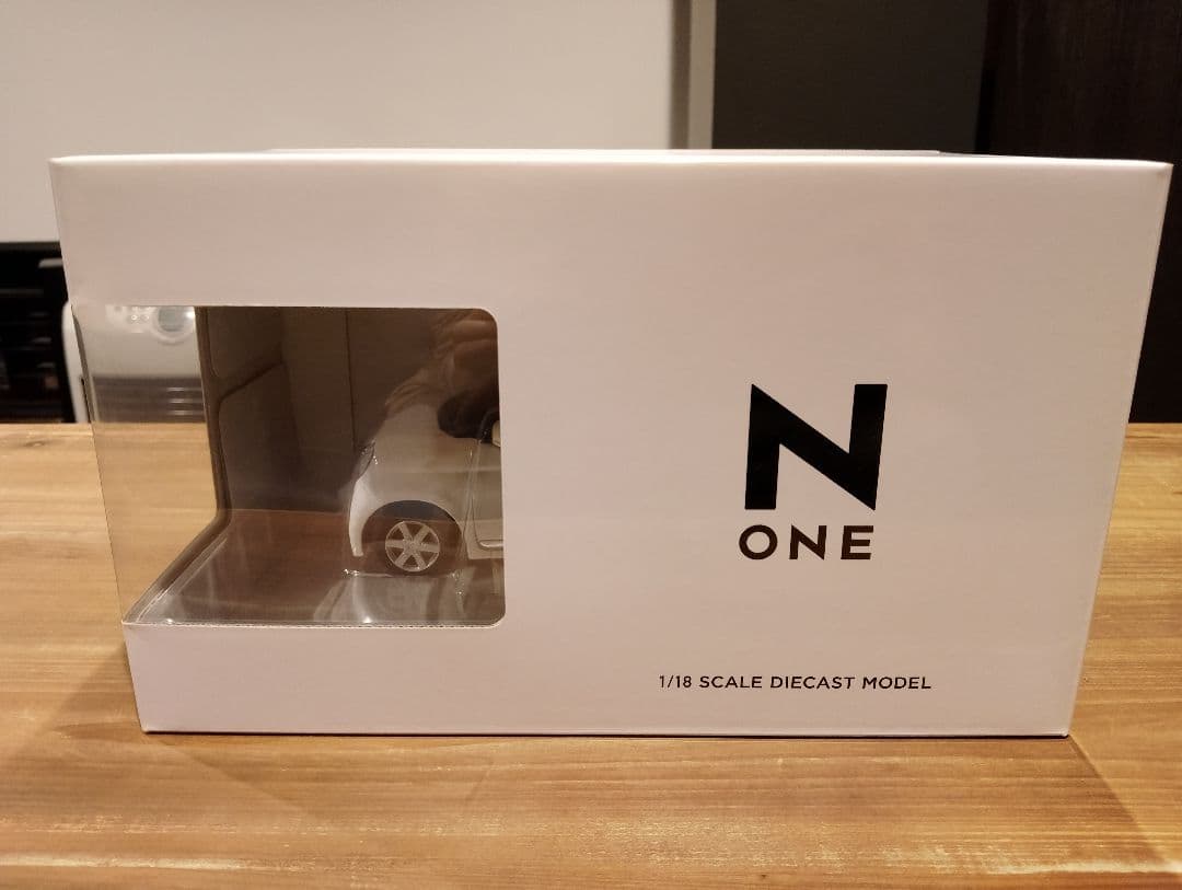 1/18 ホンダ　N-ONE カラーサンプル　成約記念品ミニカー　ホワイトパール
