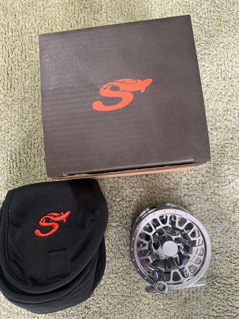 SCIERRA TRAXION 1LW フライリール