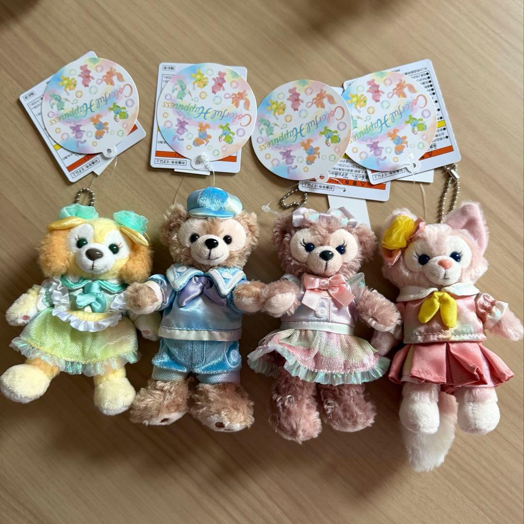 ダッフィー＆フレンズ　20周年　カラフルハピネス　ぬいぐるみバッチ