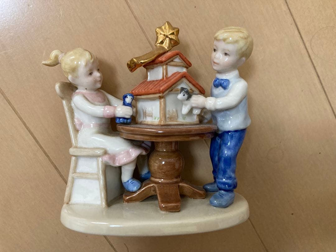 ロイヤルコペンハーゲンフィギュリンクララペータークリスマス
