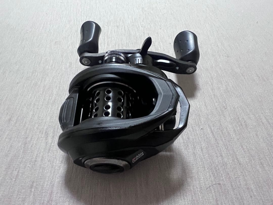 【美品】アブガルシア ロキサーニBF8 AbuGarcia ROXANI L
