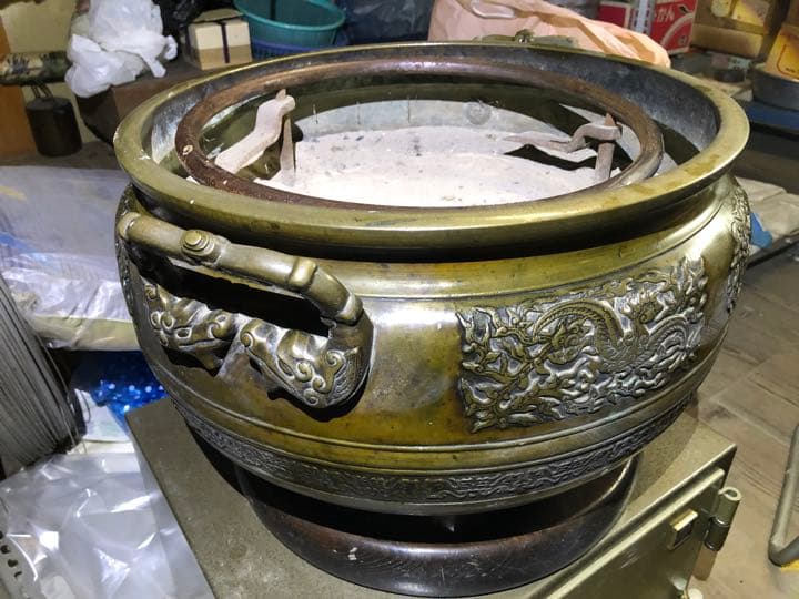 火鉢 ひばち 五徳付き 骨董 アンティーク 大正時代か昭和初期の物です