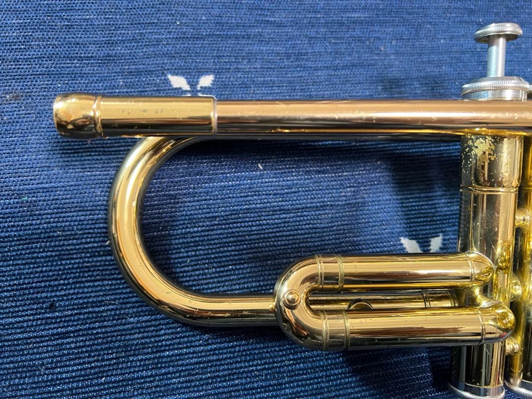 ヤマハトランペット　YTR-1335 ケース付き