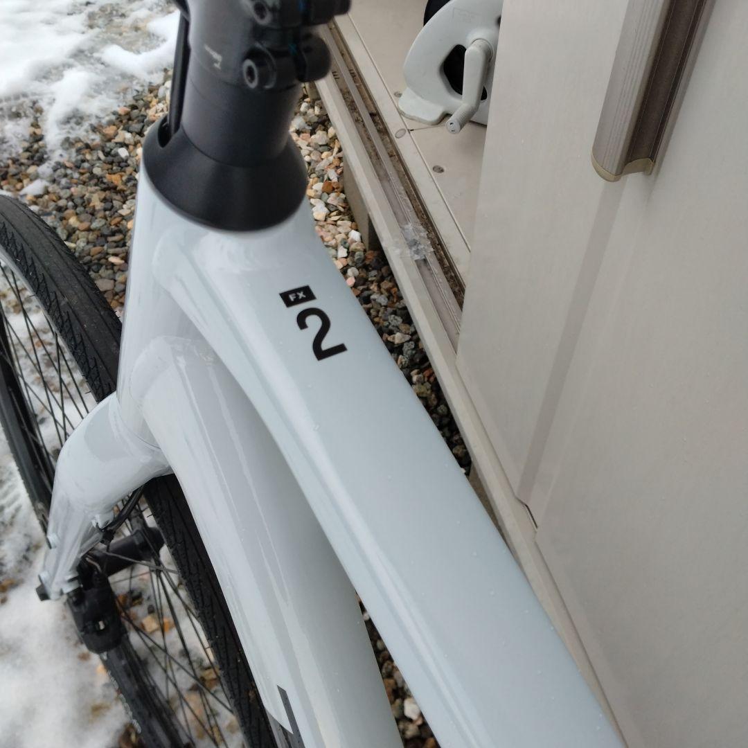 Trek fx2 2025年モデル クロスバイク グレー ホワイト 700C