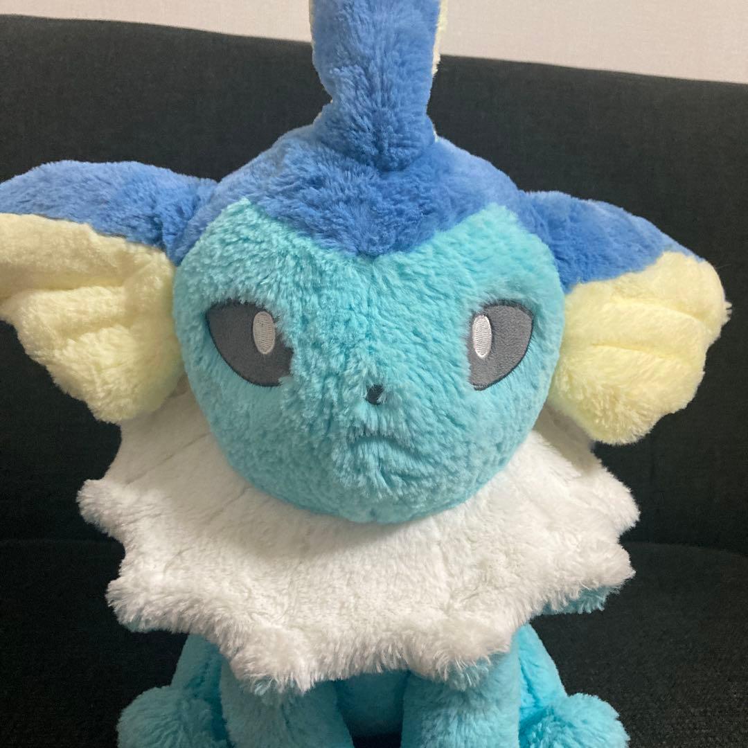 ポケモンセンター　ふわふわ抱きぬいぐるみ シャワーズ