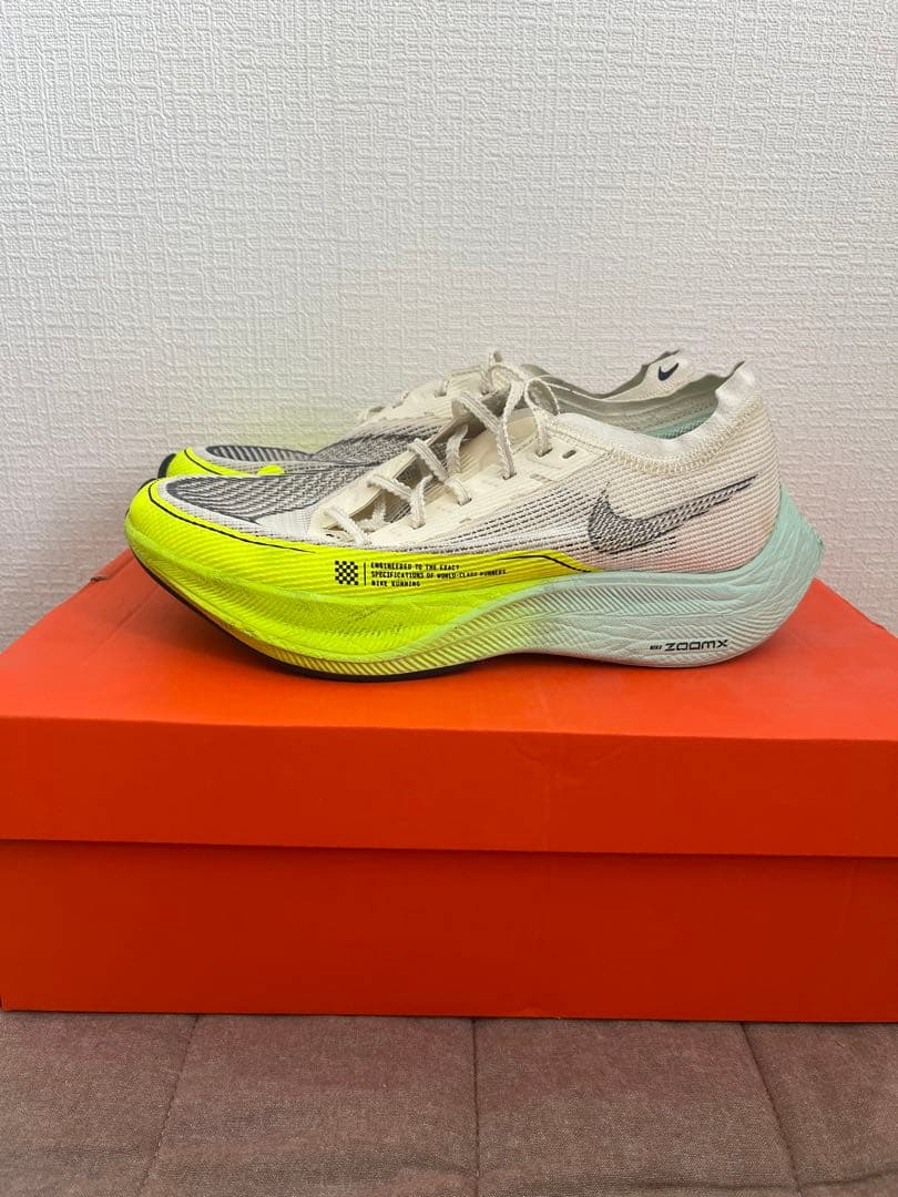 ナイキ ヴェイパーフライネクスト％2 24.5cm
