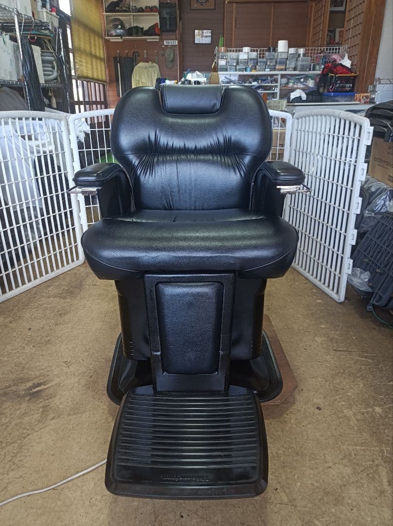 理容機器　新明和理容椅子　BC-１４００