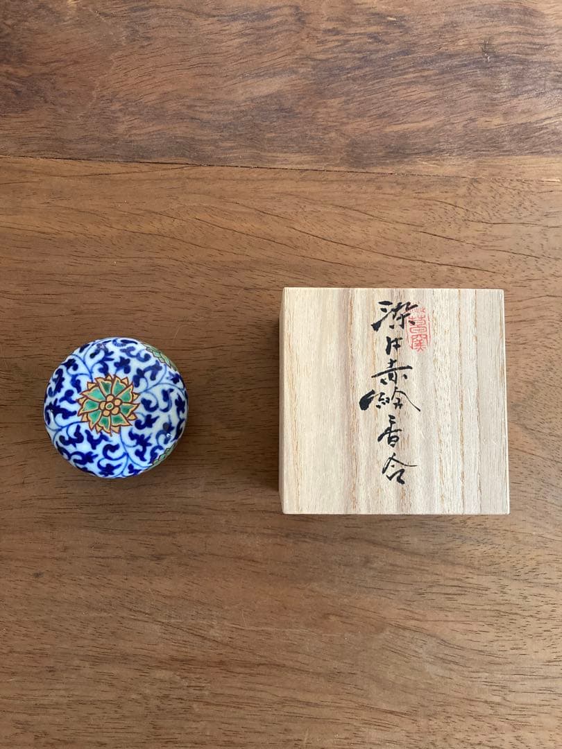 深付赤絵香合