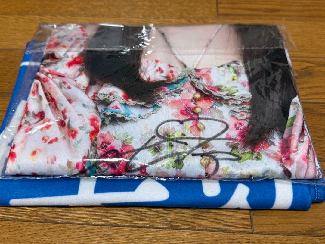ぐ*ん様 乃木フェス　元乃木坂46 与田祐希　直筆サイン入りTシャツ