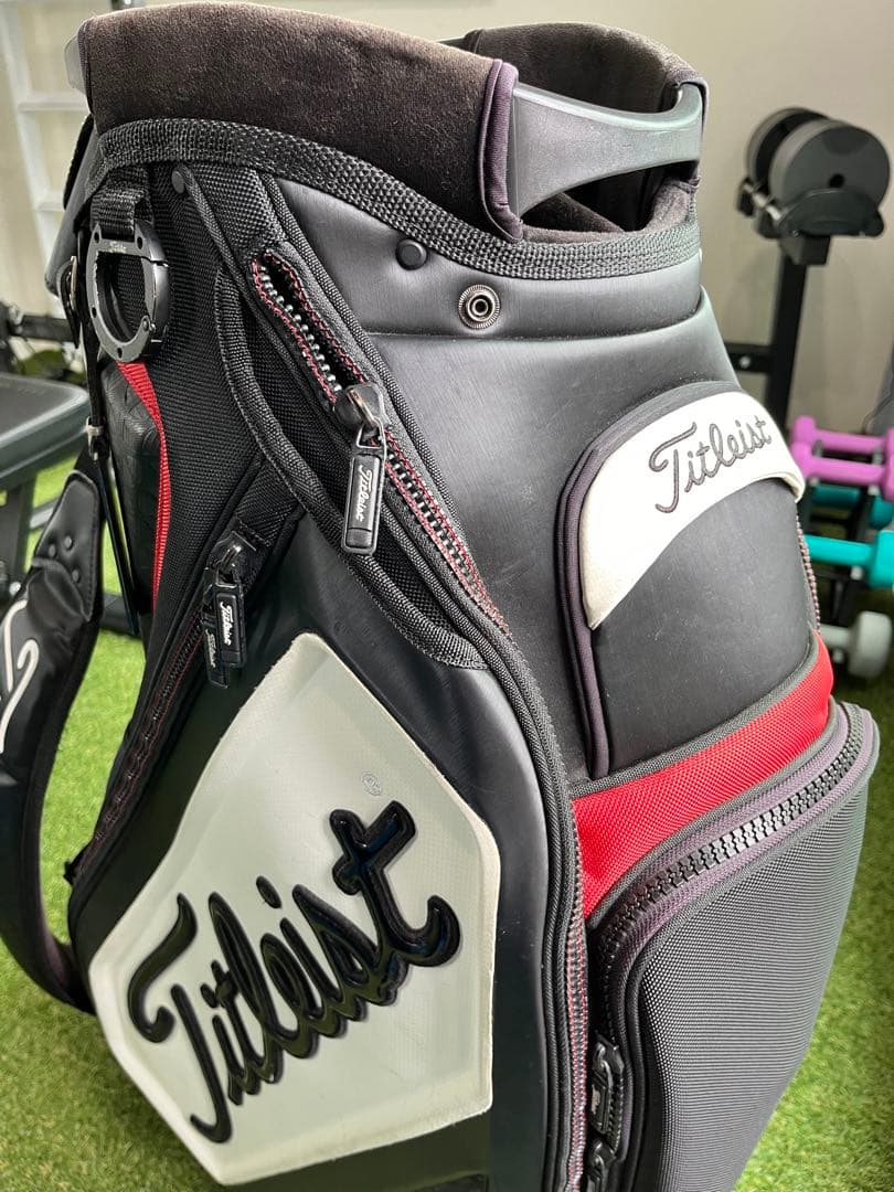 Titleist キャディバッグ 黒/白/赤　ツアーモデル
