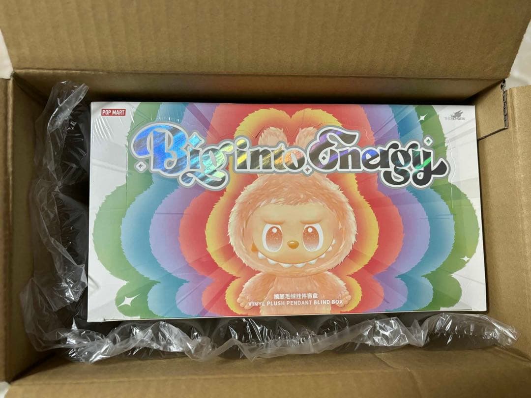 ラブブ V3 Big Into Energy Labubu ぬいぐるみ1ボックス