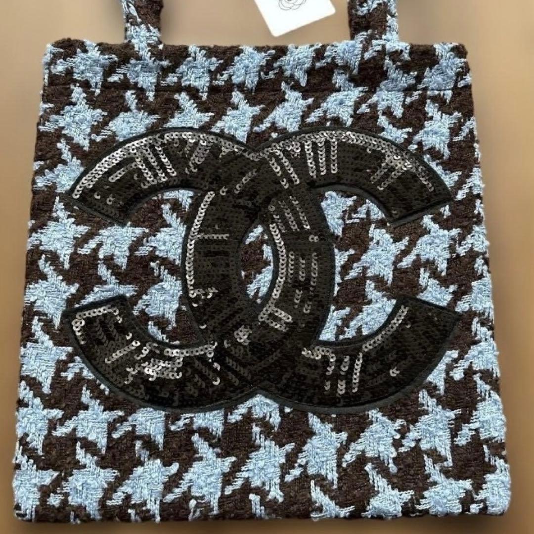 CHANELツイードトートバッグ　ブルー