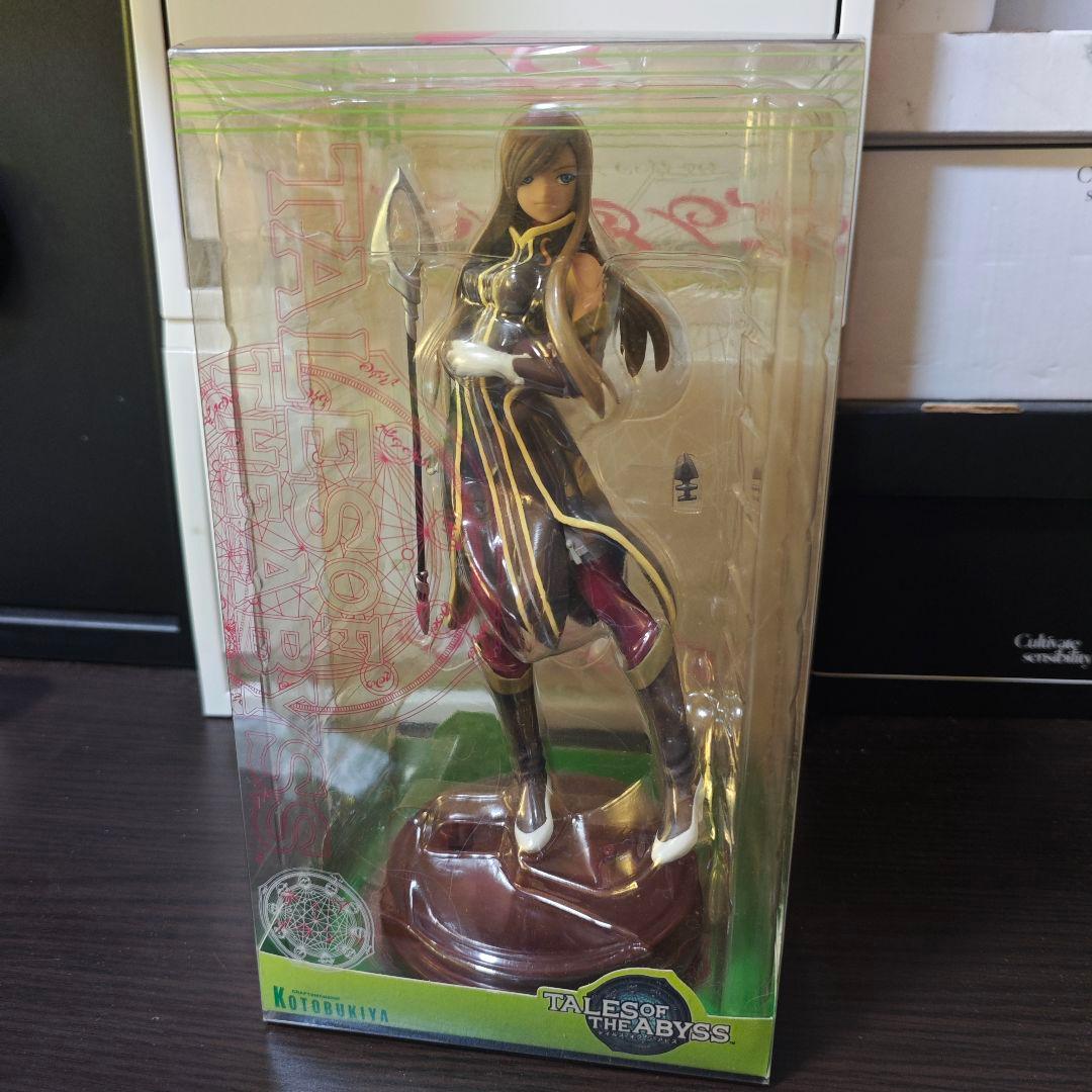 テイルズオブジアビス　ティア・グランツ 1/8 PVC製塗装済み完成品