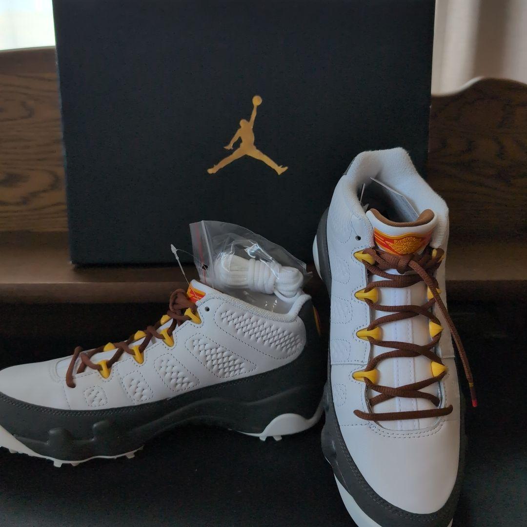 84 Jordan9G NRG U24 ゴルフシューズ ホワイト/ブラウン
