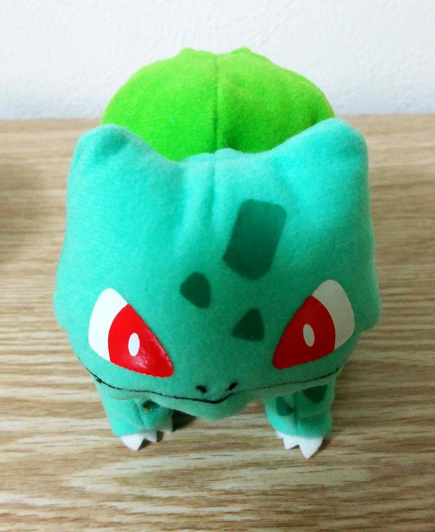 ポケモン　リバーシブル　ぬいぐるみ　フシギダネ　モンスターボール　U-MATE製