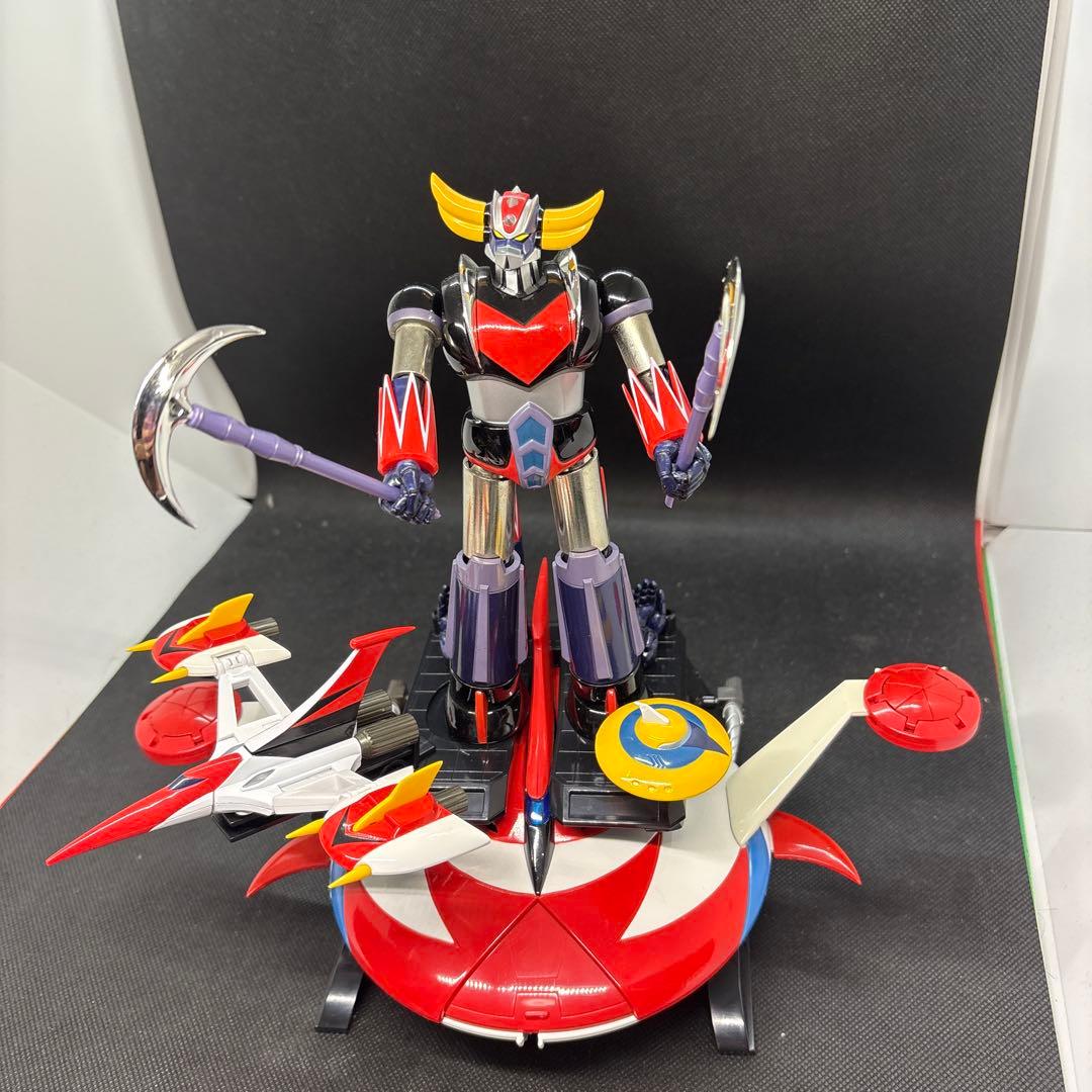 BANDAI GX−04 グレンダイザー ロボットフィギュア 武器付き