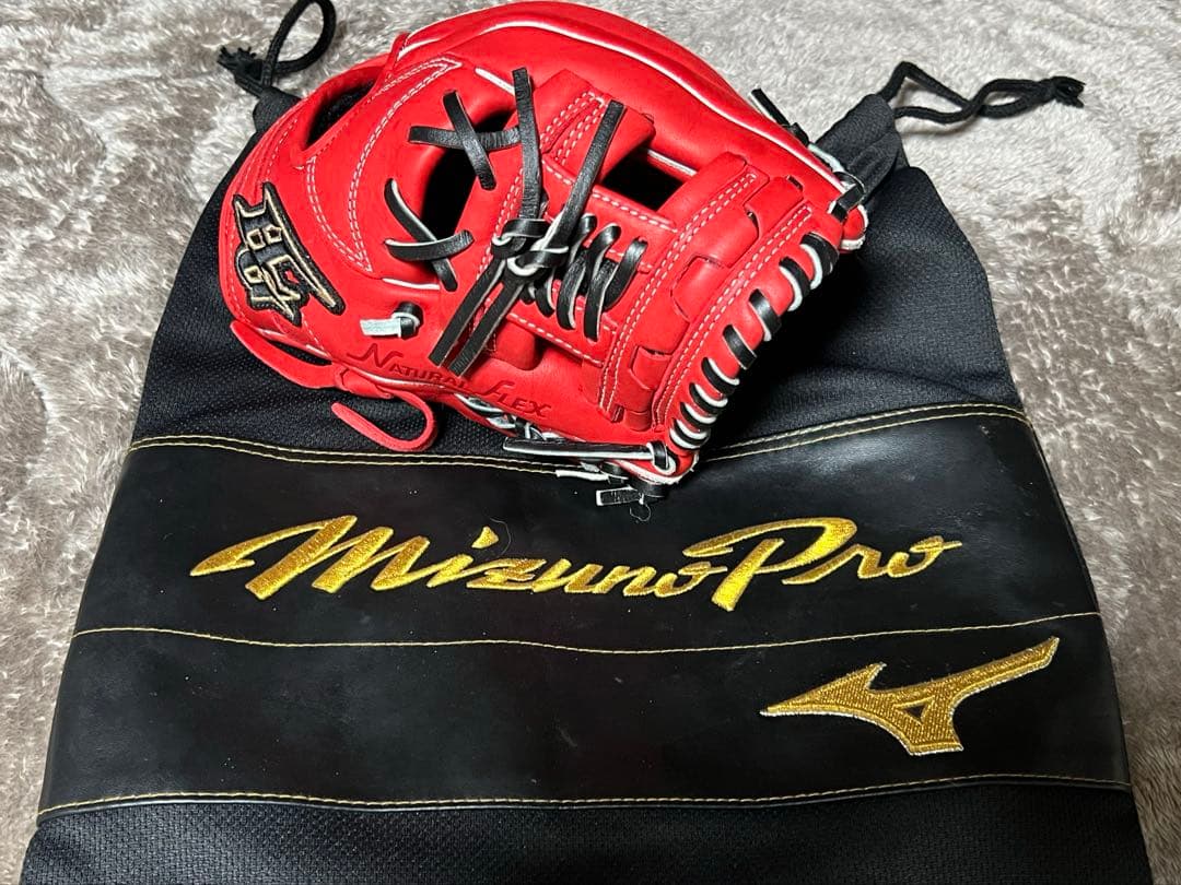 【新品最安値】ハイゴールド少年軟式野球グローブ湯もみ型付け済❣️限定モデル