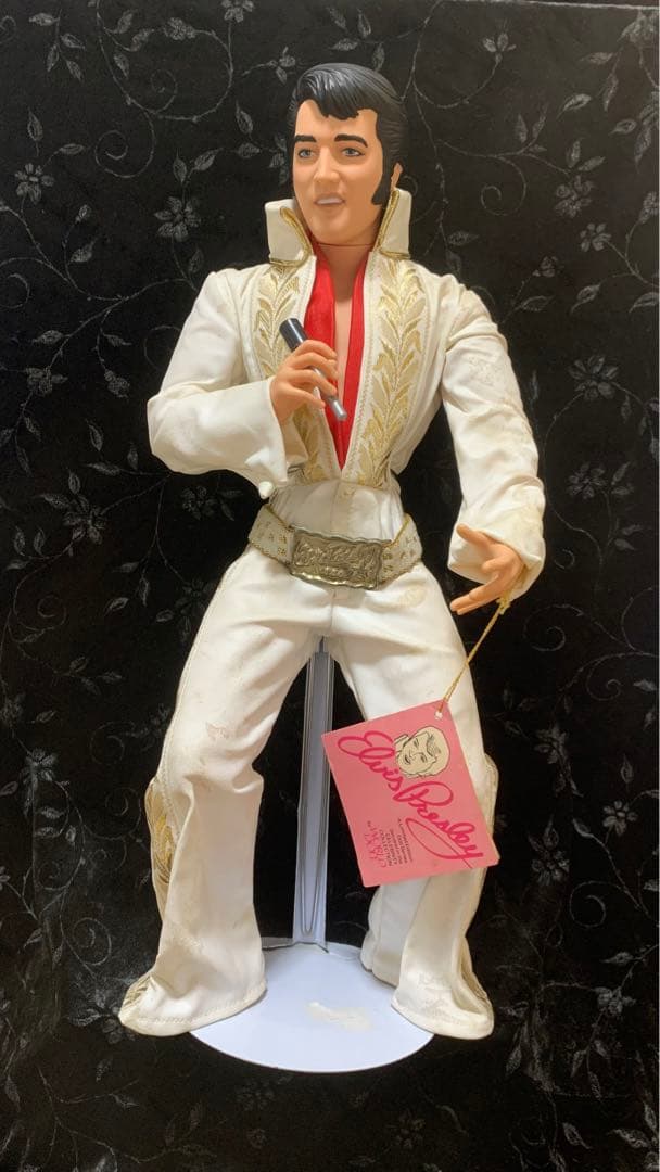 エルヴィスプレスリースーパーゴールド・エルヴィス限定版 1984年ワールドドール