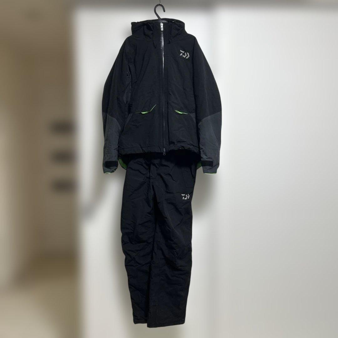 ダイワ フィッシングスーツ 防寒着　上下セット ブラック　ゴアテックス