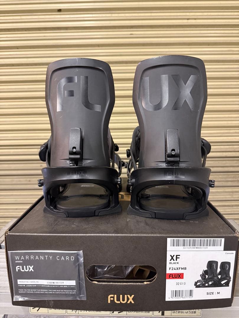 FLUX XF スノーボード　 バインディングM 黒　フラックス