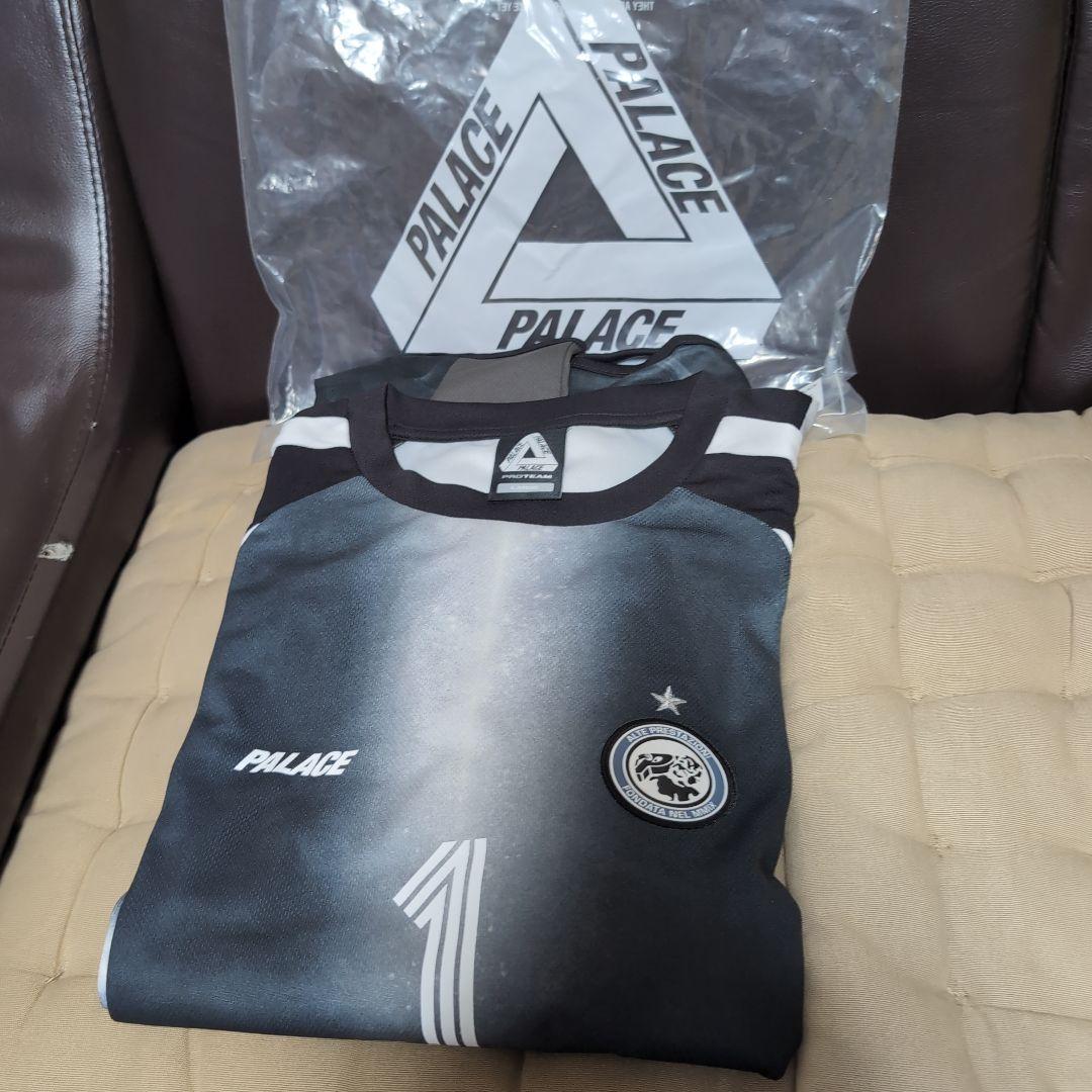 ウェア PALACE FOOTBALL Jersey