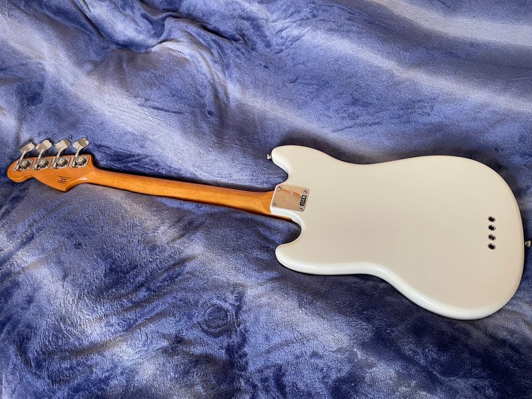 ベース SQUIER / Mustang Bass