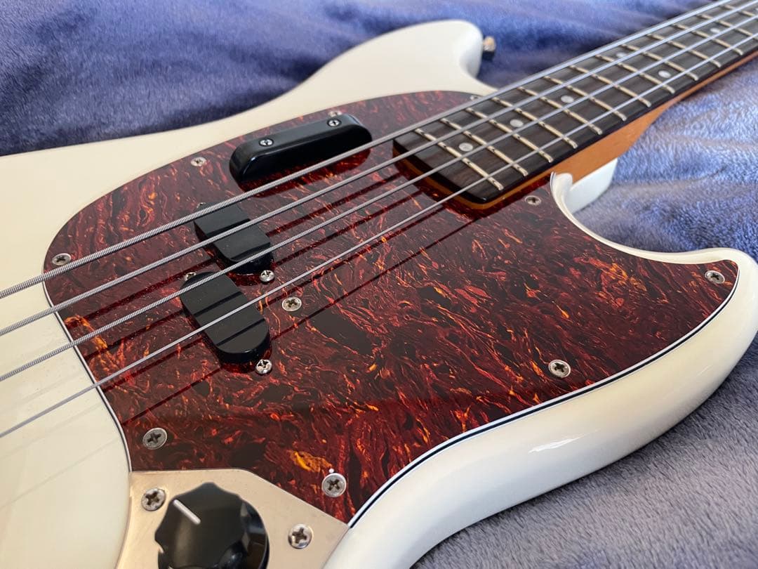 ベース SQUIER / Mustang Bass