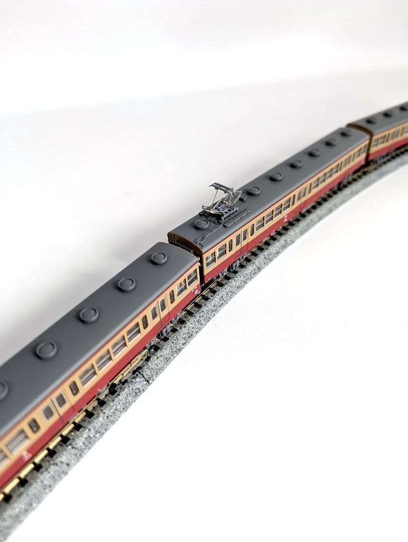KATO　西武鉄道　701系(非冷房)　4両基本+4両増結セット 〈赤電 〉