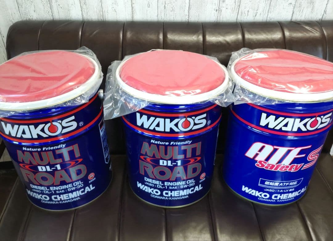 ワコーズ ペール缶椅子(赤)３個セット　送料込み♪