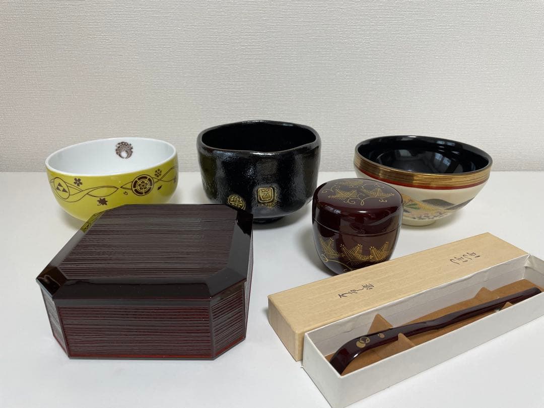 茶道具セット 茶碗3個と菓器・茶杓・棗
