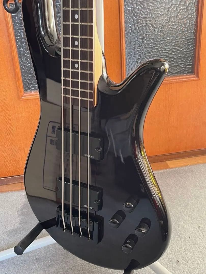 ベース Spector Professional Series Legend 4