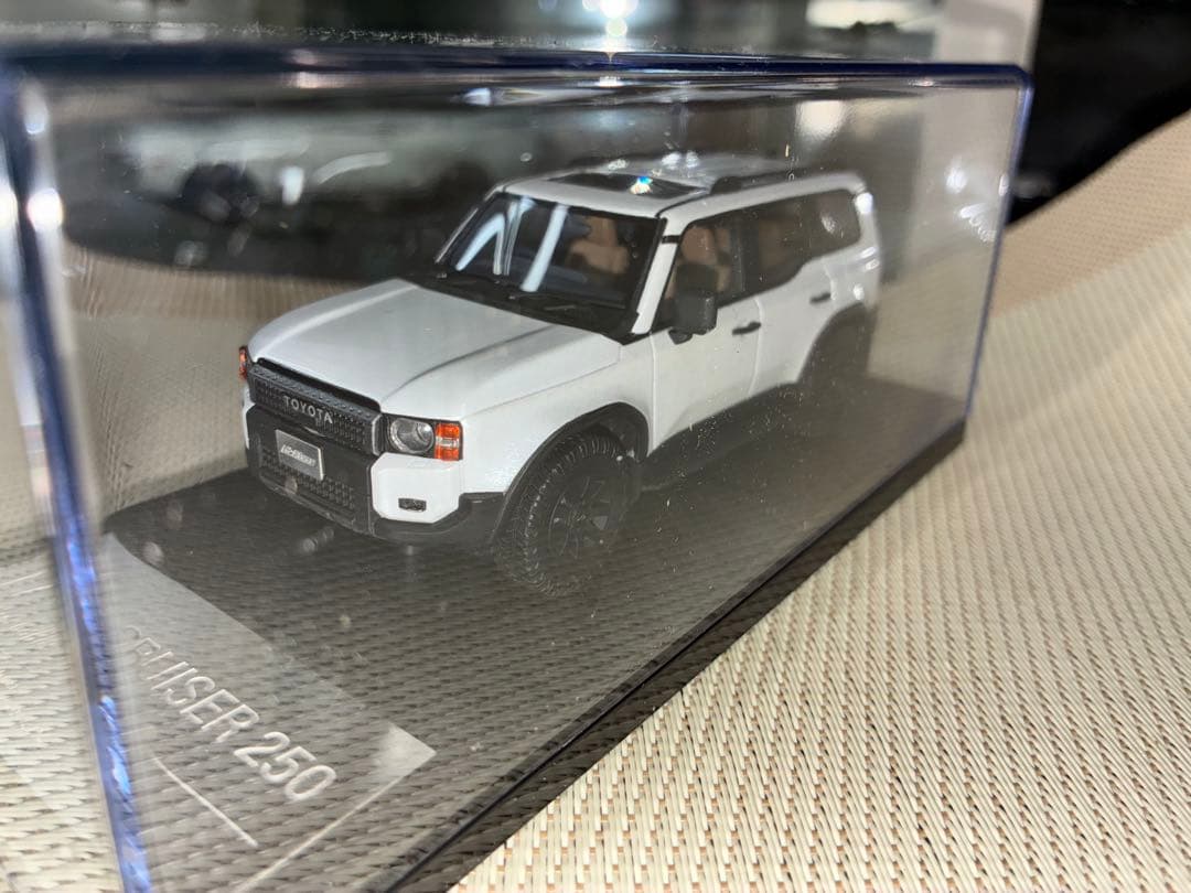 ハイストーリー 1/43 ランドクルーザー250ZX(パールホワイト)