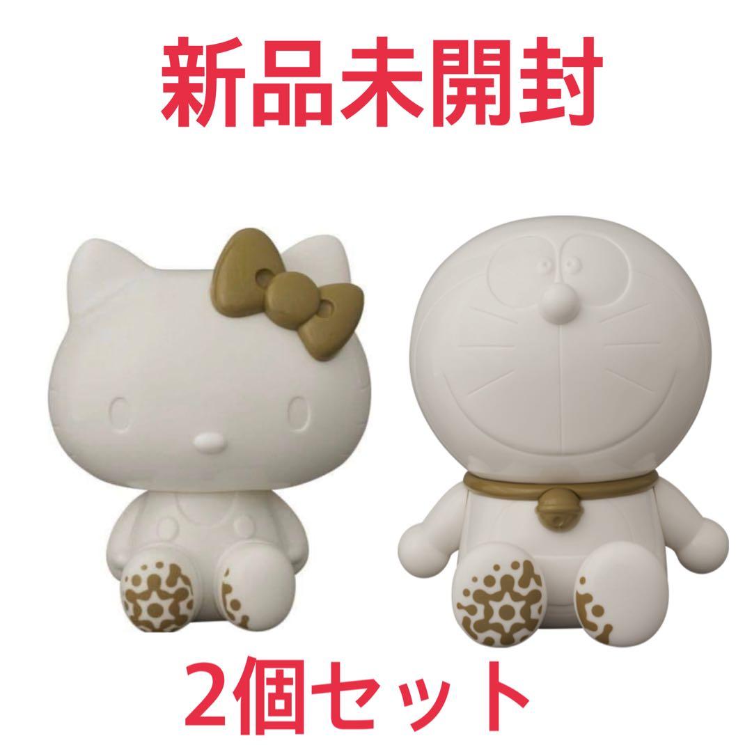 本日のみの限定価格！ハローキティとドラえもん フィギュア2個セット