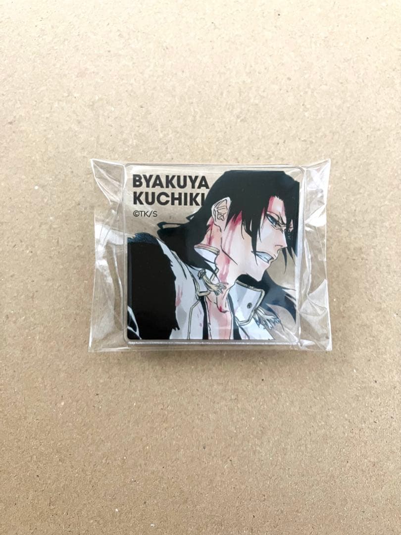 BLEACH 朽木白哉 アクリルバッジ