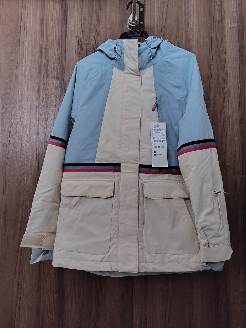 【新品未使用】スノボウェア roxy
