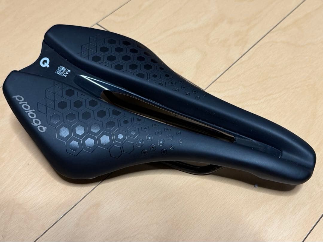 Prologo DIMENSION TRI サドル T4.0レール