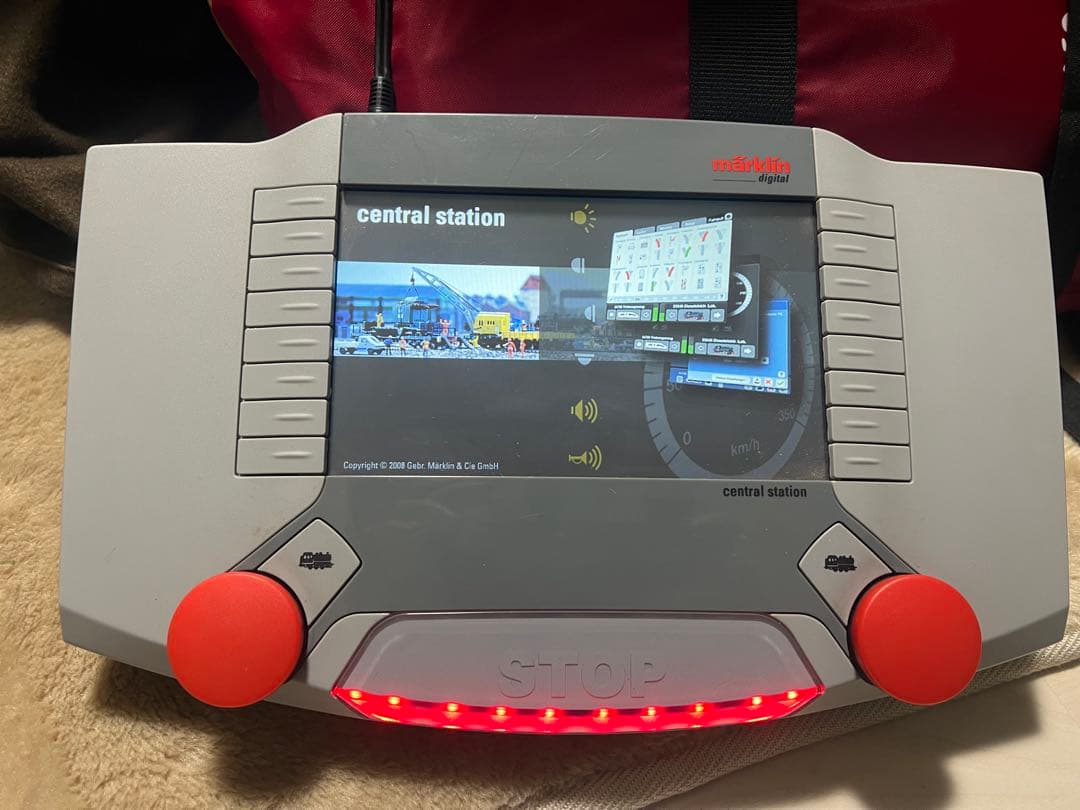 メルクリン　セントラルステーション2 (CS2) デジタルコントローラー